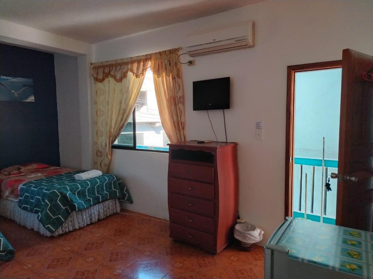 Casa De Celeste Puerto Baquerizo Moreno Kültér fotó