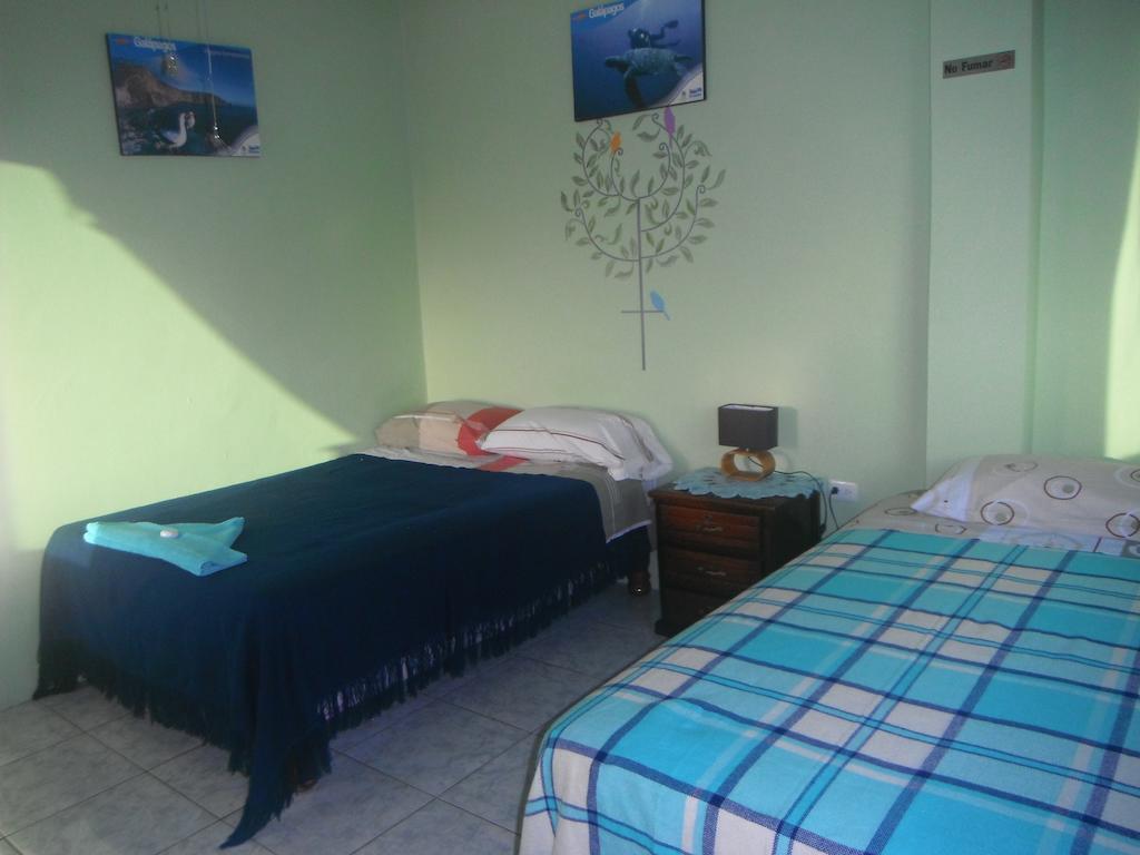 Casa De Celeste Puerto Baquerizo Moreno Szoba fotó